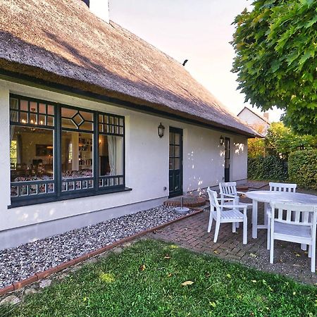 Reetdachhaus Mit Grossem Garten Und Kamin Marlow Exterior foto